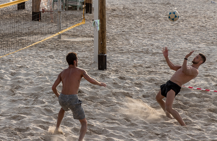Tel Aviv Frishman Beach: Beachvolleyballspieler