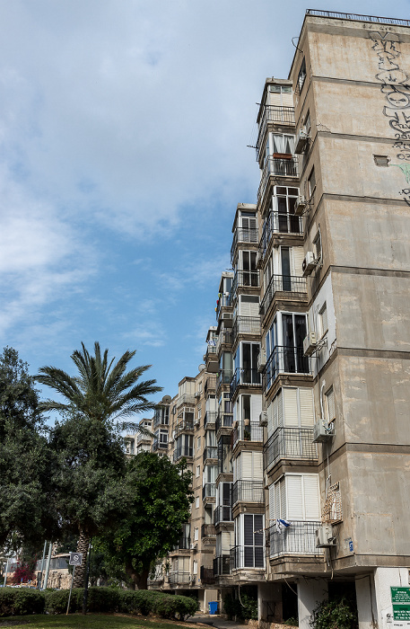 Tel Aviv Tchernikhovski Street