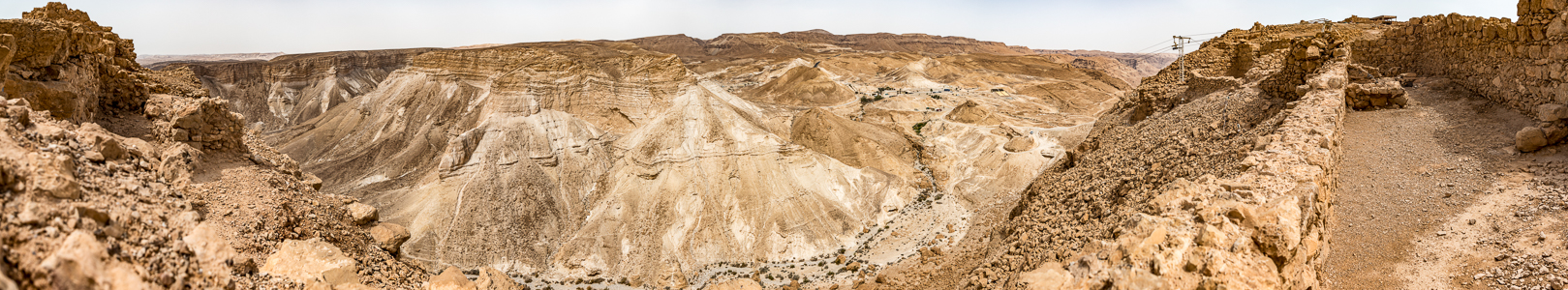 Blick vom Masada-Tafelberg: Masada-Nationalpark und Wadi Masada Masada