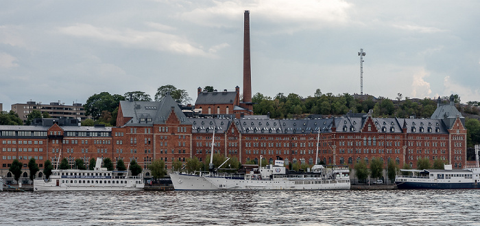 Stockholm Riddarfjärden (Mälaren), Södermalm mit Münchenbryggeriet und Skinnarviksberget