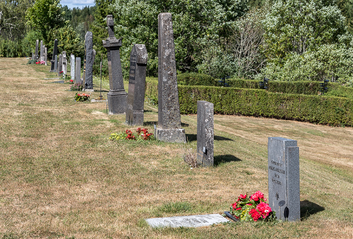 Friedhof an der Karbennings kyrka Karbenning