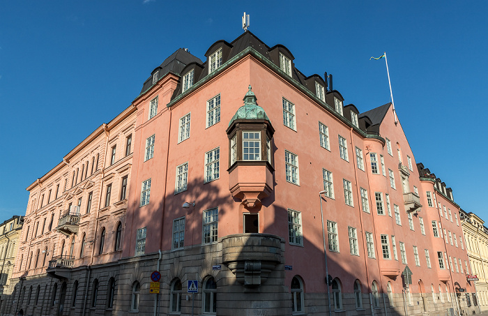 Drottninggatan / Nedre Slottsgatan: Hantverksföreningens hus Uppsala