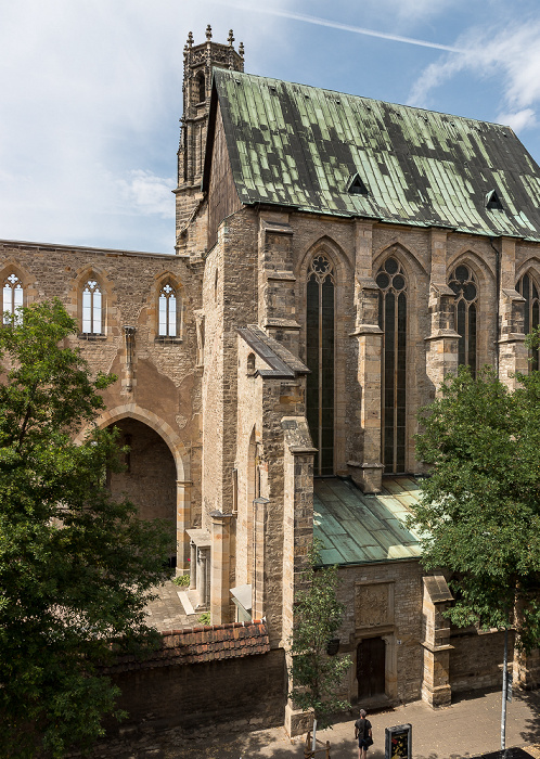 Blick aus dem ibis Altstadt: Barfüßerkirche Erfurt