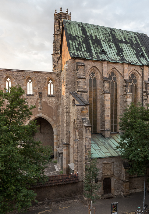 Blick aus dem ibis Altstadt: Barfüßerkirche Erfurt