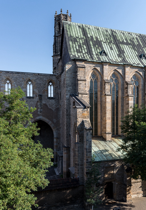 Blick aus dem ibis Altstadt: Barfüßerkirche Erfurt