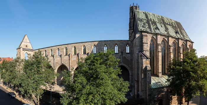 Erfurt Blick aus dem ibis Altstadt: Barfüßerkirche