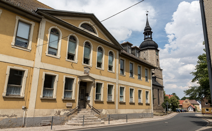 Dorfstraße: DRK Senioren- und Pflegeheim Niedertrebra Reformationskirche