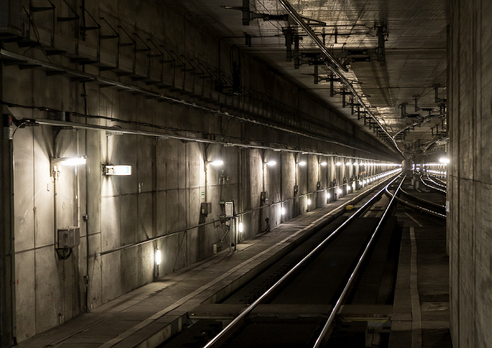 Hauptbahnhof: Tunnel in Richtung Potsdamer Platz Berlin