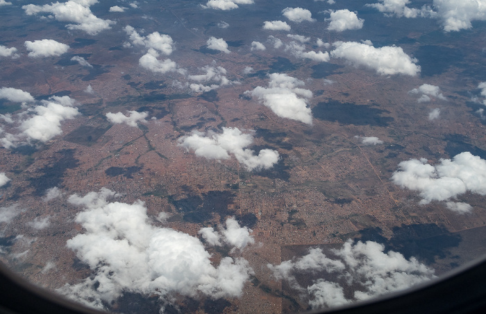 Gauteng 2018-10-17 Flug SAA40 OR Tambo Int'l (JNB/FAOR) - Victoria Falls (FVFA) Luftbild aerial photo