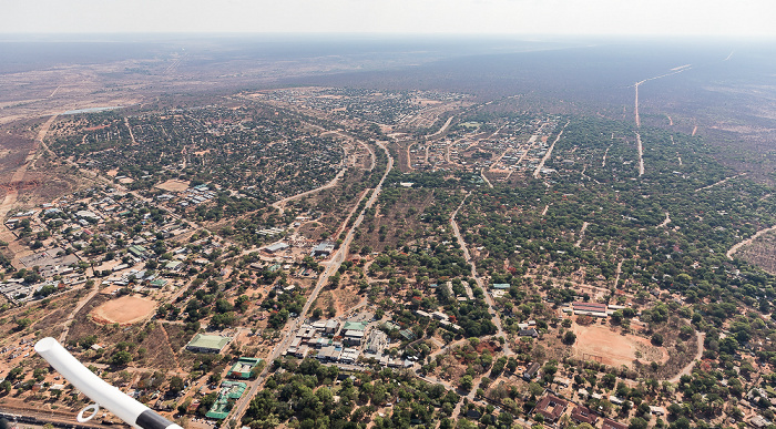 Victoria Falls Blick aus dem Hubschrauber: Matabeleland North Province (Simbabwe) Luftbild aerial photo