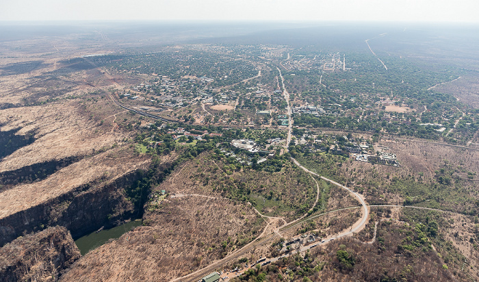 Victoria Falls Blick aus dem Hubschrauber: Sambesi, Matabeleland North Province (Simbabwe) Luftbild aerial photo