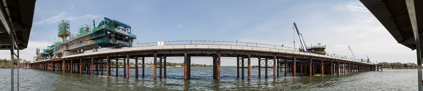 Kazungula Bridge über den Sambesi am Vierländereck Botswana / Namibia / Sambia / Simbabwe