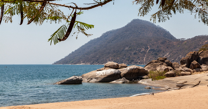 Strand, Malawisee Chembe (Cape Maclear)