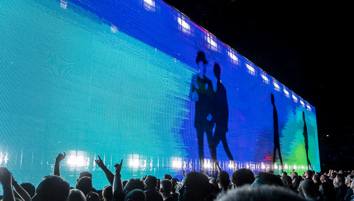 Mercedes-Benz Arena: U2 Berlin