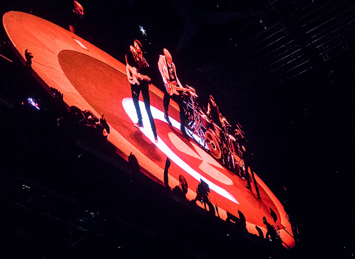 Mercedes-Benz Arena: U2 Berlin