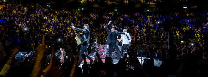 Mercedes-Benz Arena: U2 Berlin