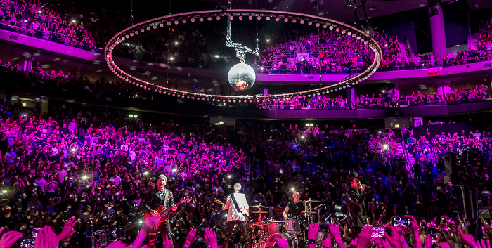Mercedes-Benz Arena: U2 Berlin