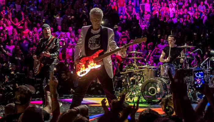Mercedes-Benz Arena: U2 Berlin