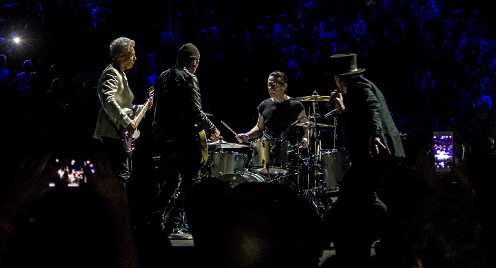 Mercedes-Benz Arena: U2 Berlin