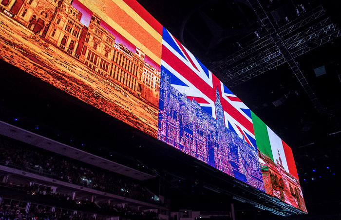 Mercedes-Benz Arena: U2 Berlin