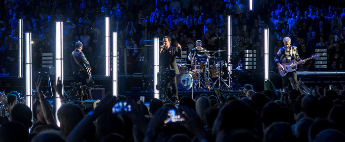 Mercedes-Benz Arena: U2 Berlin