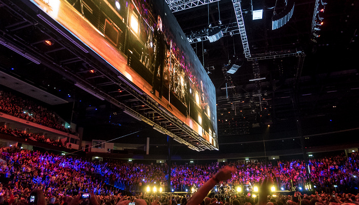 Mercedes-Benz Arena: U2 Berlin Love Is Bigger Than Anything In Its Way