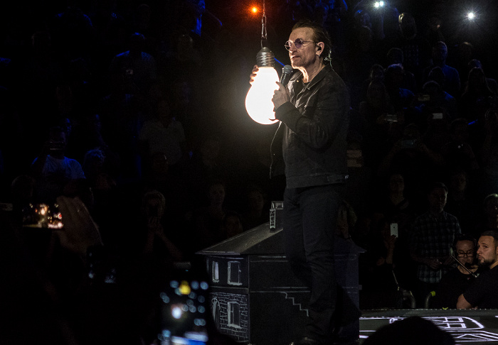 Mercedes-Benz Arena: U2 Berlin 13 (There Is A Light)