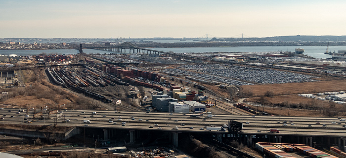 New Jersey Essex County: Newark 2019-01-26 Flug UAL31 München Franz Josef Strauß (MUC/EDDM) - Newark (KEWR) Interstate I-95 Newark Bay Newark Bay Bridge (Vincent R. Casciano Memorial Bridge) Upper Bay Bridge (Lehigh Valley Railroad Bridge) Luftbild aerial photo