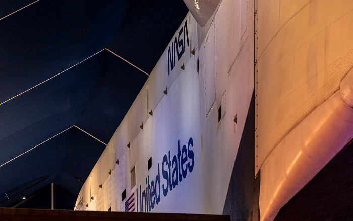 New York City Intrepid Sea, Air & Space Museum: Space Shuttle Enterprise