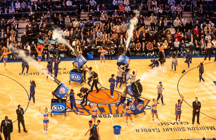 New York City Madison Square Garden: NBA-Spiel New York Knicks - Dallas Mavericks
