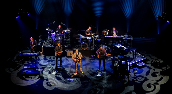 London Palladium: Paul Carrack