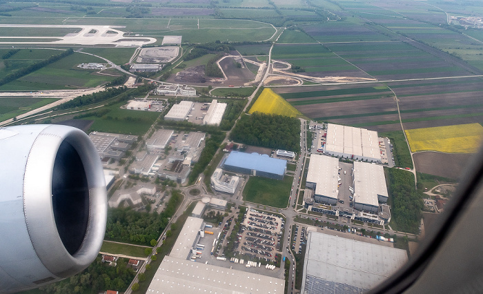 Bayern - Landkreis Erding: Gewerbegebiet Schwaig 2019-05-16 Flug DLH1892 München Franz Josef Strauß (MUC/EDDM) - Bilbao (BIO/LEBB) Luftbild aerial photo