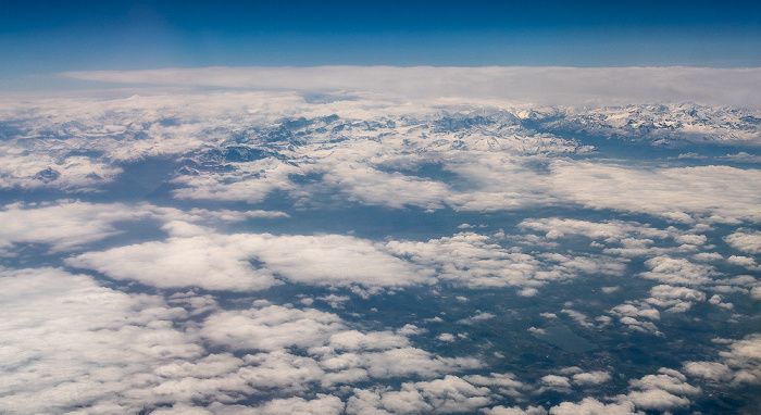 Kanton Zürich Alpen in Wolken 2019-05-16 Flug DLH1892 München Franz Josef Strauß (MUC/EDDM) - Bilbao (BIO/LEBB) Luftbild aerial photo