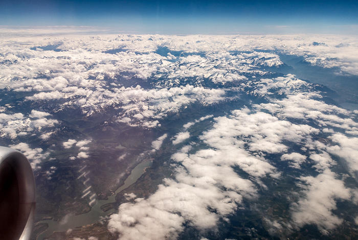 Kanton Freiburg Lac de la Gruyère, Alpen in Wolken 2019-05-16 Flug DLH1892 München Franz Josef Strauß (MUC/EDDM) - Bilbao (BIO/LEBB) Luftbild aerial photo