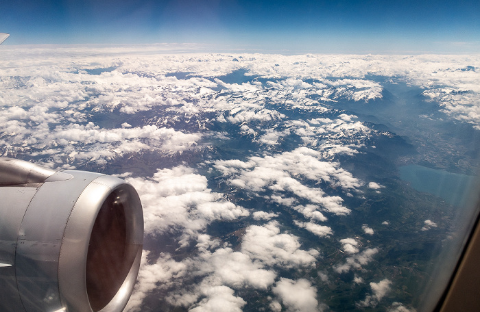 Kanton Freiburg Alpen in Wolken 2019-05-16 Flug DLH1892 München Franz Josef Strauß (MUC/EDDM) - Bilbao (BIO/LEBB) Luftbild aerial photo