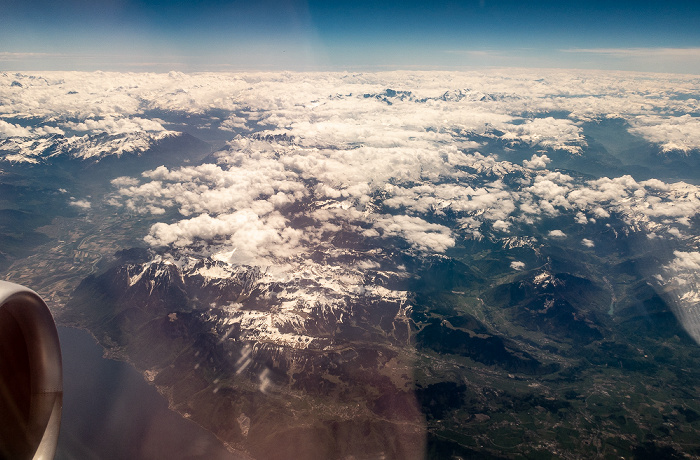 Alpen in Wolken Kanton Waadt