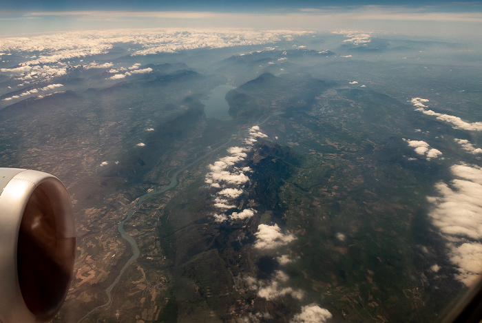 Rhone, Lac du Bourget, Alpen in Wolken Auvergne-Rhône-Alpes