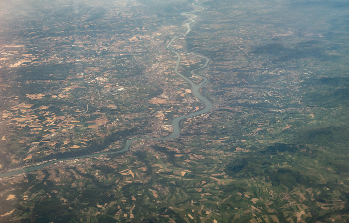 Auvergne-Rhône-Alpes Rhone 2019-05-16 Flug DLH1892 München Franz Josef Strauß (MUC/EDDM) - Bilbao (BIO/LEBB) Île de la Platière Luftbild aerial photo