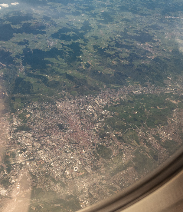 Auvergne-Rhône-Alpes Saint-Étienne 2019-05-16 Flug DLH1892 München Franz Josef Strauß (MUC/EDDM) - Bilbao (BIO/LEBB) Stade Geoffroy-Guichard Luftbild aerial photo