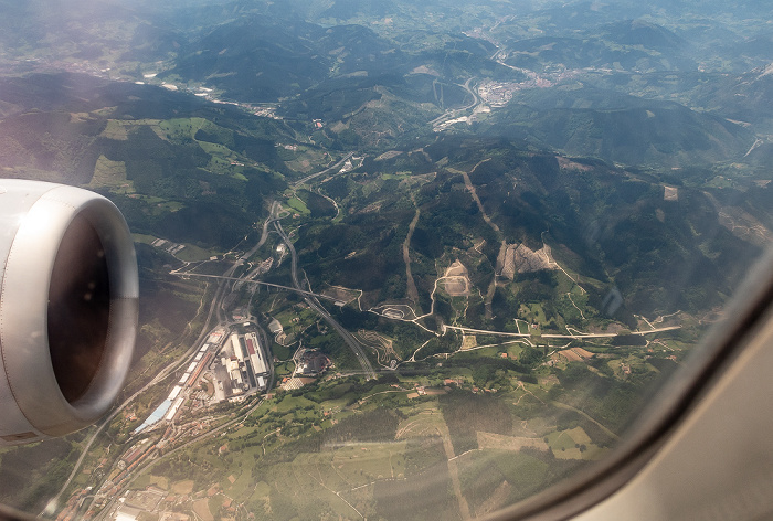 Baskenland Askarruntz (Bergara), Schnellfahrstrecke Baskisches Y (Y vasca) 2019-05-16 Flug DLH1892 München Franz Josef Strauß (MUC/EDDM) - Bilbao (BIO/LEBB) Arrasate/Mondragón Autopista del Norte AP-1 Autovía A-636 Carretera GI-627 Luftbild aerial photo