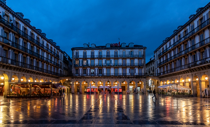 Donostia-San Sebastián Parte Vieja-Alde Zaharra: Plaza de la Constitución