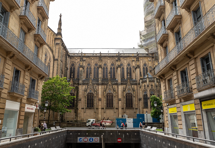 Donostia-San Sebastián Centro: Alfonso VIII Kalea Catedral del Buen Pastor