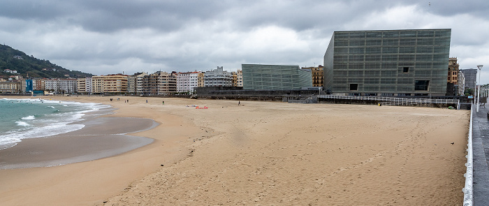 Donostia-San Sebastián Gros: Playa de la Zurriola Palacio de Congresos y Auditorio Kursaal