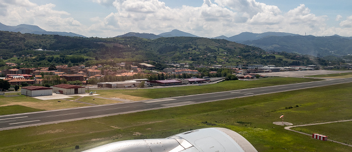 Aeropuerto de Bilbao 2019-05-20 Flug DLH1893 Bilbao (BIO/LEBB) - München Franz Josef Strauß (MUC/EDDM) Luftbild aerial photo