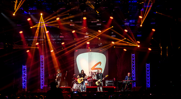 Musik-Arena (Tollwood): Beth Hart (+ Kenny Wayne Shepherd) München