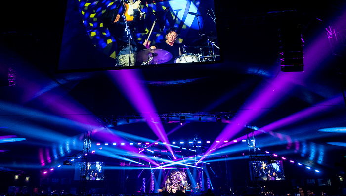 Musik-Arena (Tollwood): Beth Hart (+ Kenny Wayne Shepherd) München