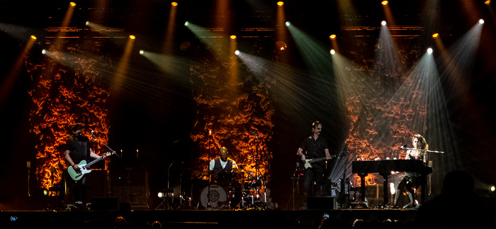 Musik-Arena (Tollwood): Beth Hart (+ Kenny Wayne Shepherd) München