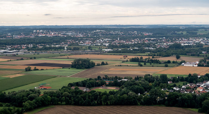 Bayern - Landkreis Freising: Freising 2019-08-10 Flug DLH2510 München Franz Josef Strauß (MUC/EDDM) - Birmingham (BHX/EGBB) Luftbild aerial photo