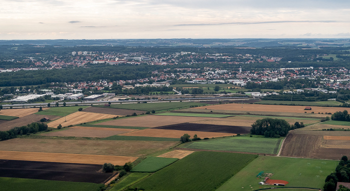 Bayern - Landkreis Freising: Freising 2019-08-10 Flug DLH2510 München Franz Josef Strauß (MUC/EDDM) - Birmingham (BHX/EGBB) Bundesautobahn A 92 Luftbild aerial photo