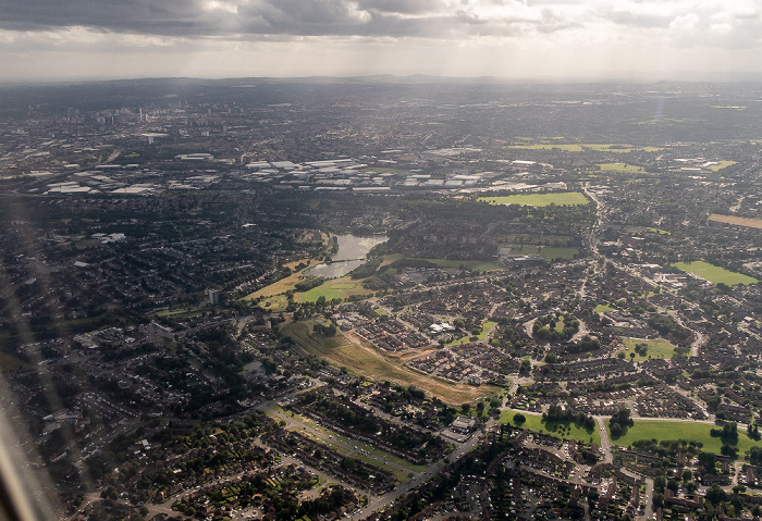 Birmingham 2019-08-10 Flug DLH2510 München Franz Josef Strauß (MUC/EDDM) - Birmingham (BHX/EGBB) Luftbild aerial photo